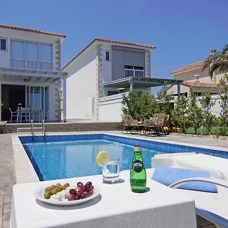 Ivory - Seafront 아이아 나파