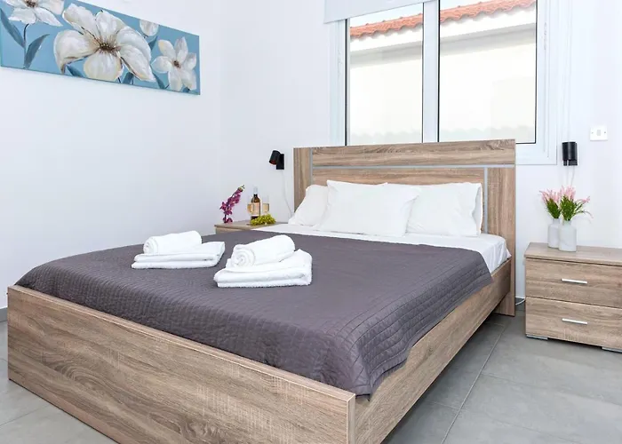 Villa Ivory - Seafront Agia Napa