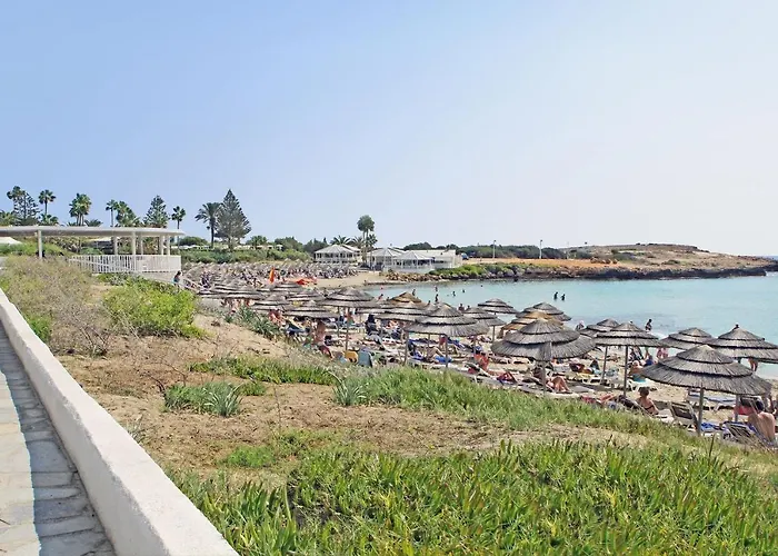 Ivory - Seafront Villa