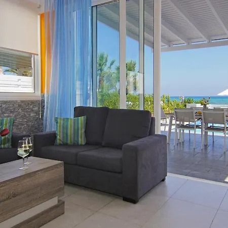 Villa Ivory - Seafront *